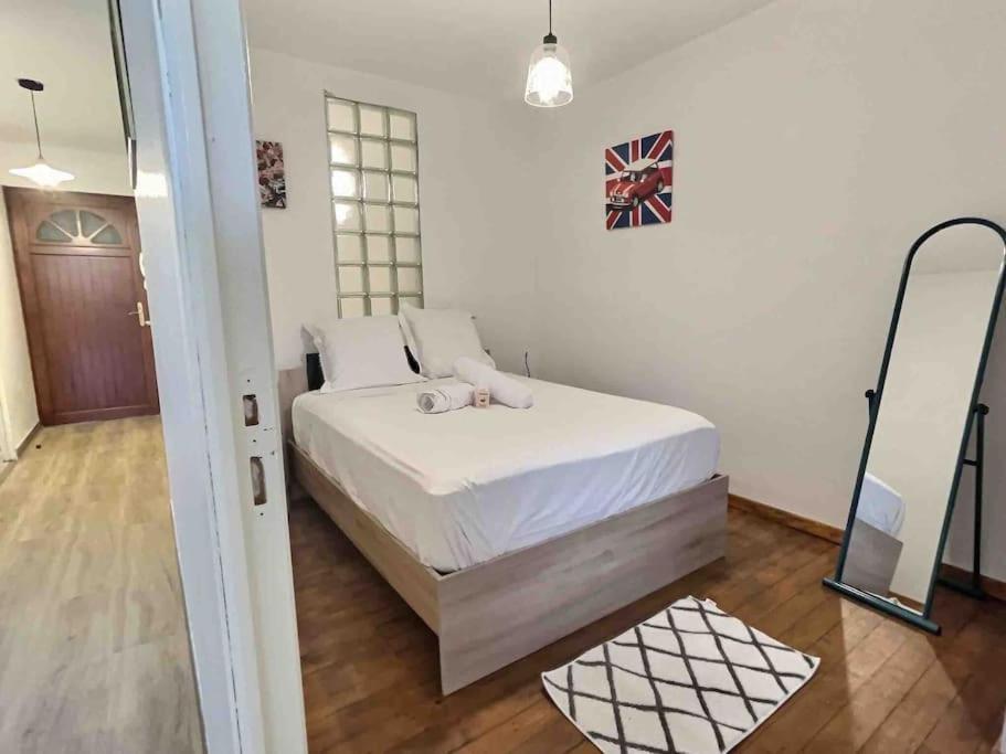 Apartmán L'Appart De La Comedie-Centre Bourg-en-Bresse Exteriér fotografie
